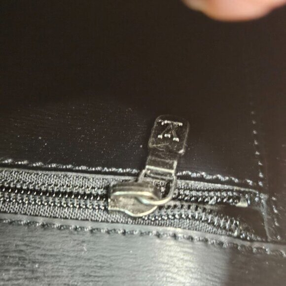 SOLD Louis Vuitton Arsch in black epi leather 2 way authenticated - Picture 12 of 16